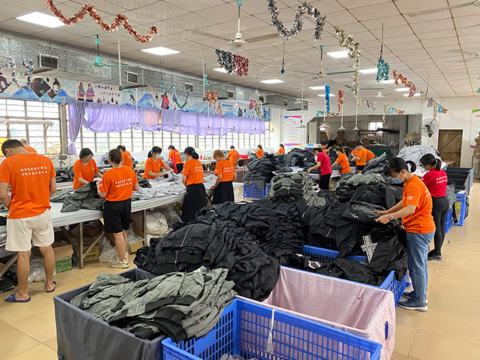 Why choose RUINIU for clothing processing?