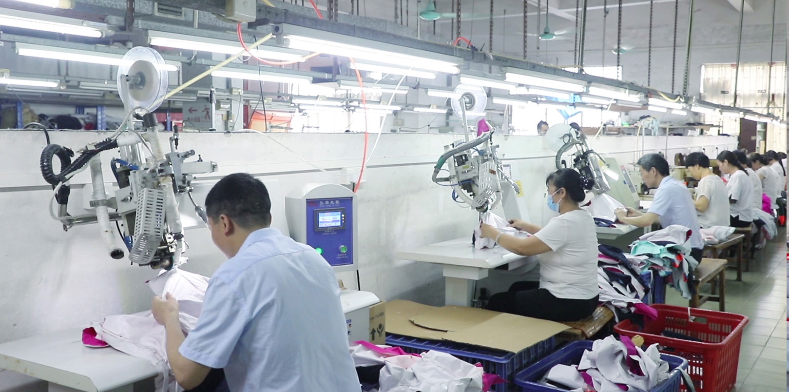 Why Guangdong Ruiniu Apparel is An Excellent Cut and Sew Apparel Manufacturing  