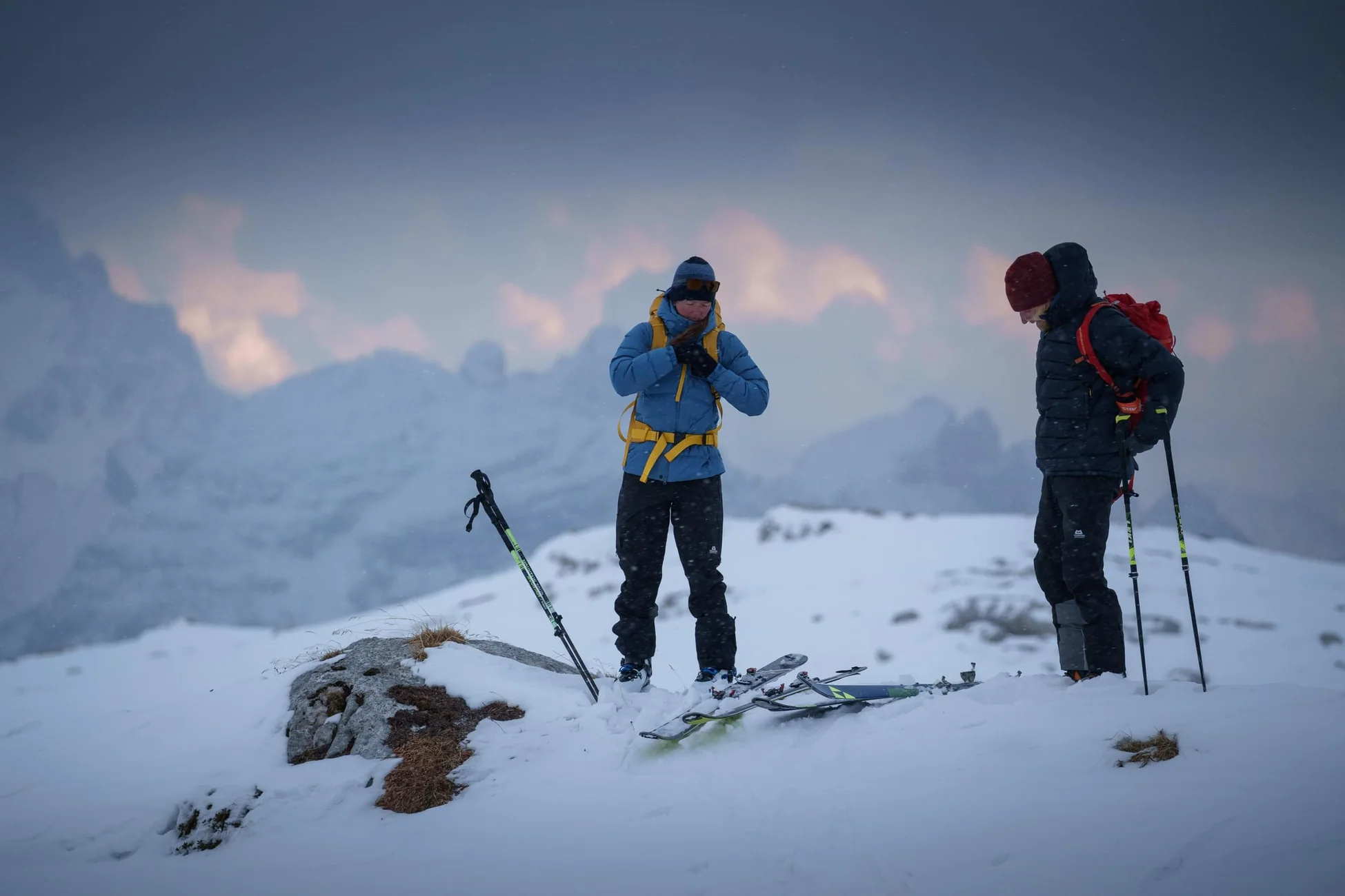 How to Choose the Best Insulation for Custom Ski Jackets?