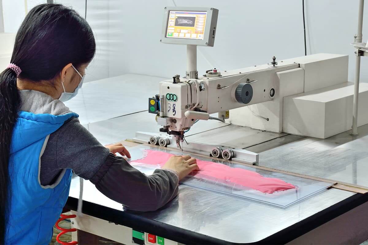 Custom jacket manufacturing factory in China OEM outerwear production