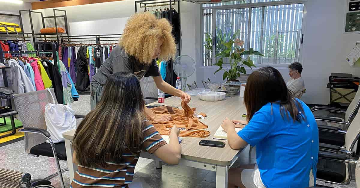 custom jacket sample room in China custom jacket sample room in China