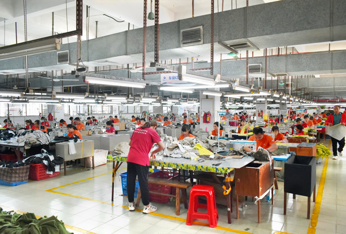 Outdoor jacket manufacturing production lines at RUINIU factory Foshan China Outdoor jacket manufacturing production lines at RUINIU factory Foshan China